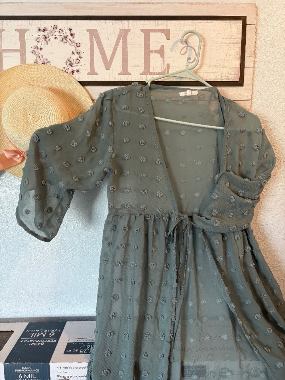 Green  textured polka dot kimono wrap